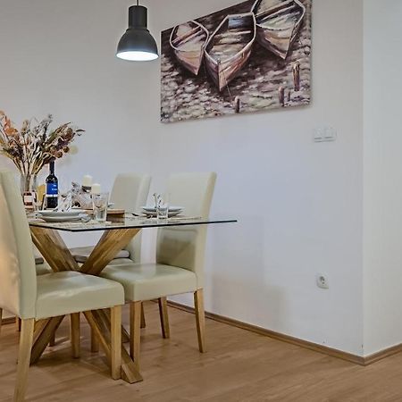 Brand New Apartment In City Center, Big Terrace 자그레브 외부 사진