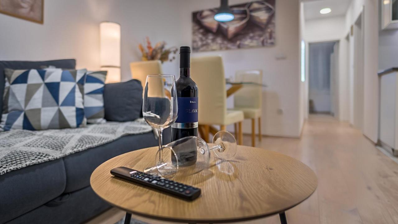 Brand New Apartment In City Center, Big Terrace 자그레브 외부 사진